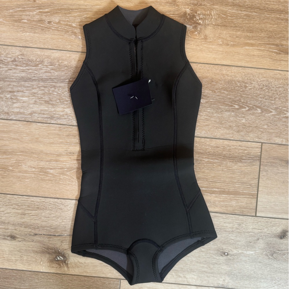 NWOT Patagonia R1 Lite Yulex Spring Juanita Surf Wetsuit Women's Size 4 Black